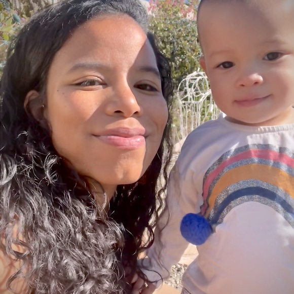 Meet your Posher, Marrissa - Picture 1 of 1